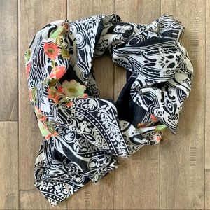 Juicy Couture lightweight Wool Scarf/Shawl